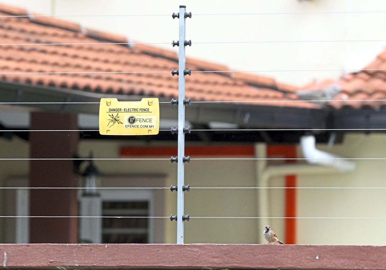 Electric fencing ECO GLOBAL INNOVATIONS LTD